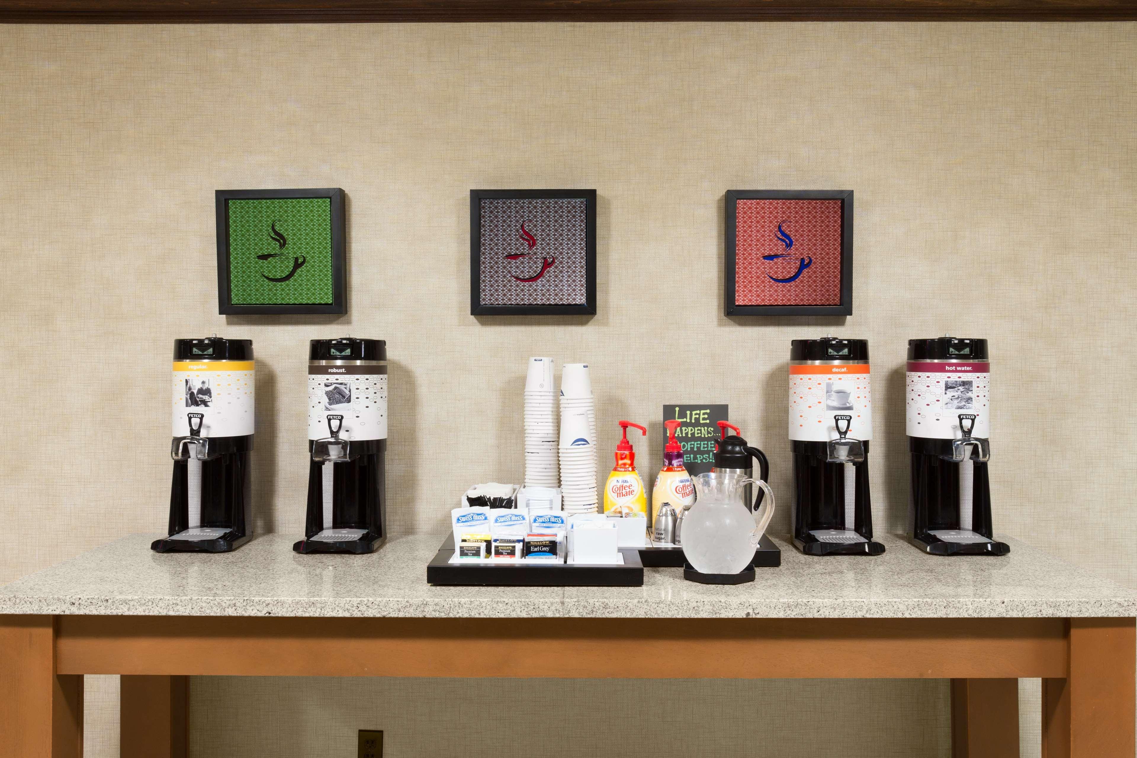 Hampton Inn Pittsburgh/Западен Мифлин Екстериор снимка