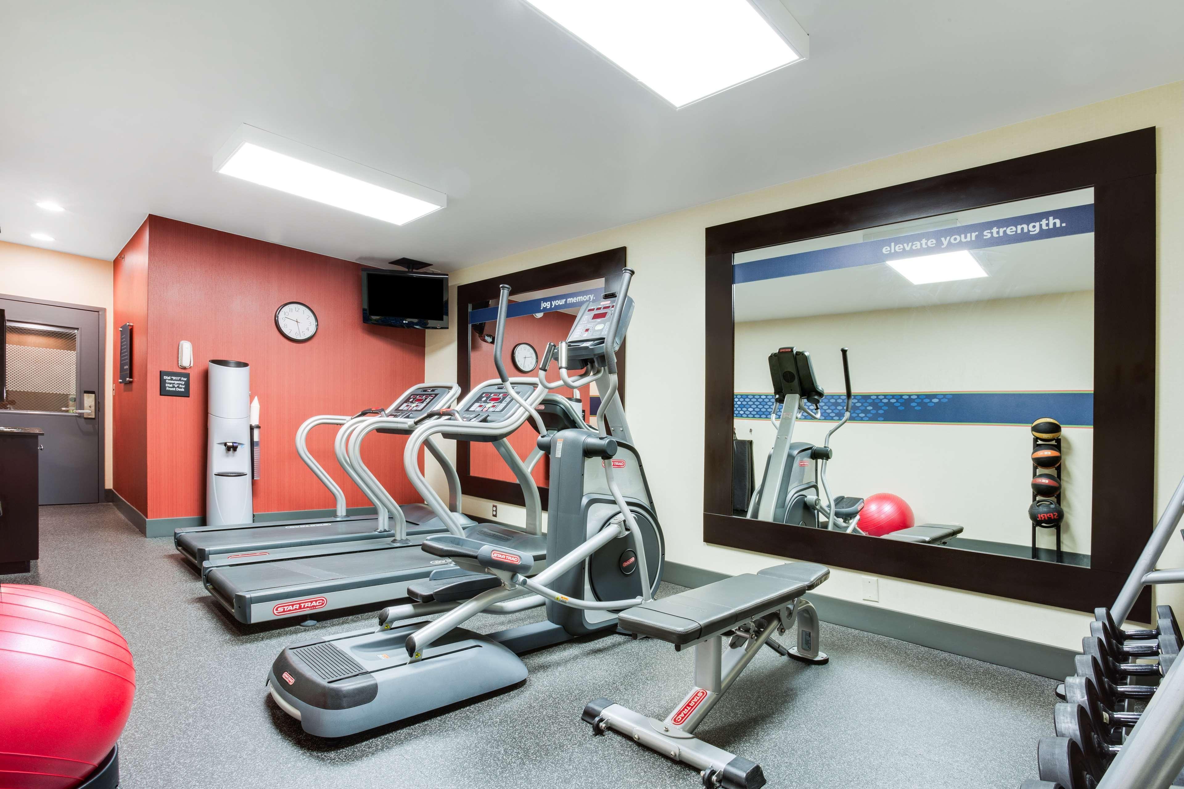 Hampton Inn Pittsburgh/Западен Мифлин Екстериор снимка
