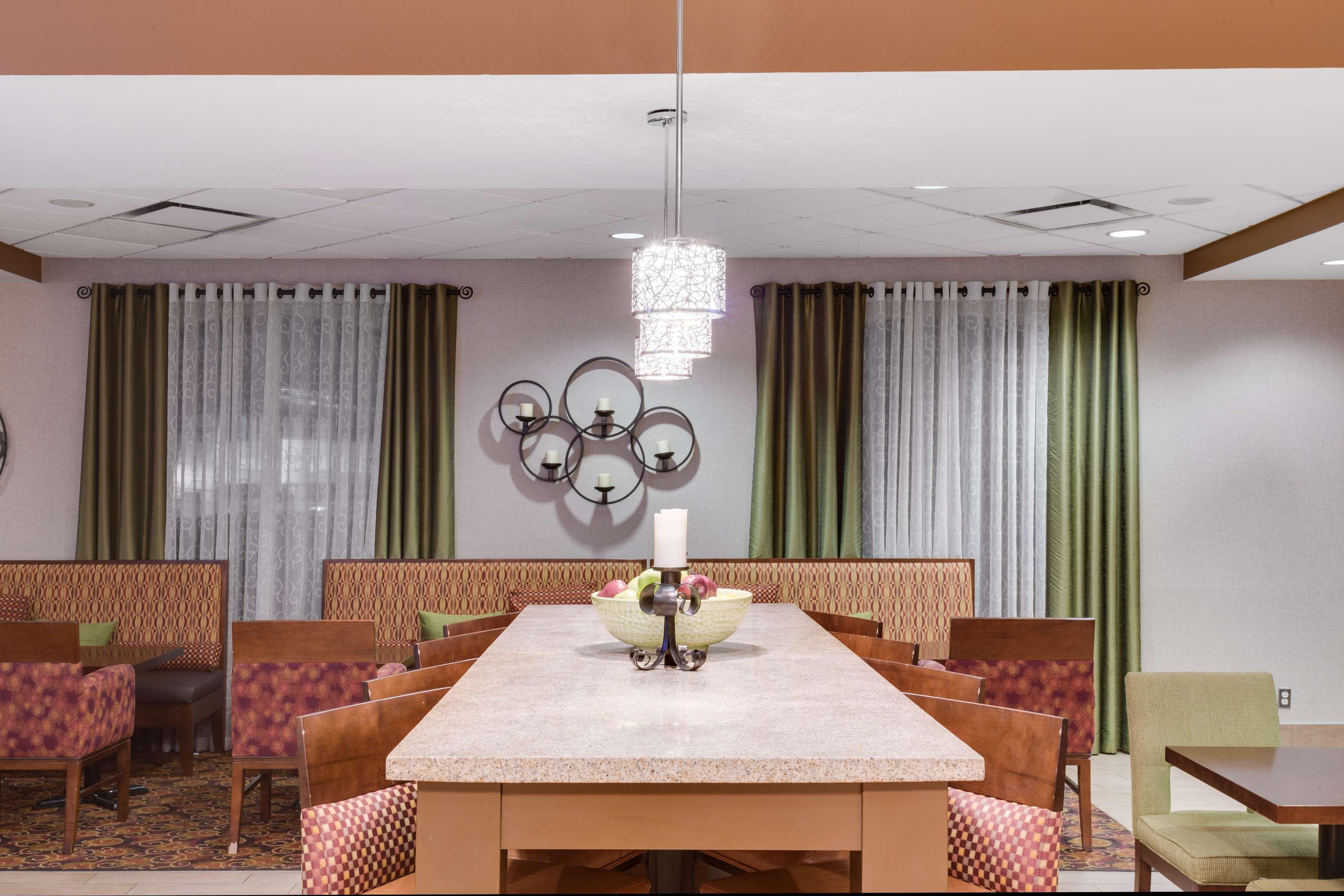 Hampton Inn Pittsburgh/Западен Мифлин Екстериор снимка